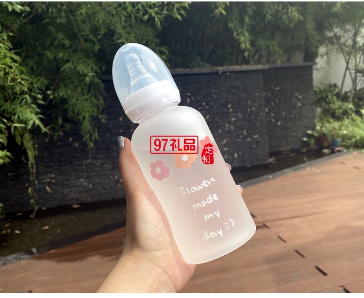 可愛(ài)奶嘴奶瓶水杯ins塑料網(wǎng)紅帶吸管杯子